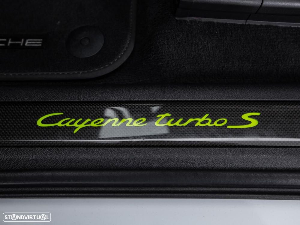 Porsche Cayenne Coupé Turbo S E-Hybrid - 20
