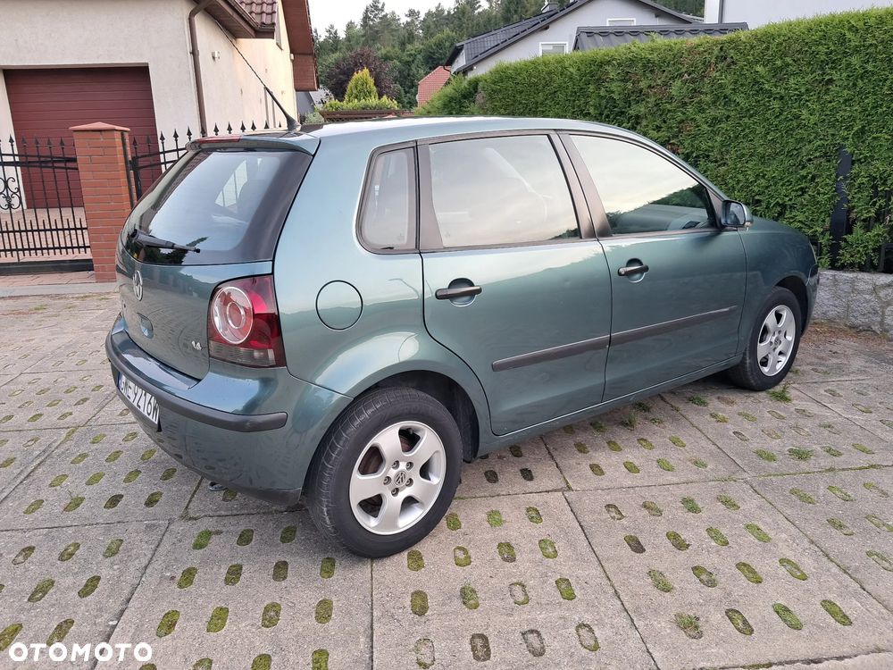 Volkswagen Polo 1.4 16V Comfortline - 6