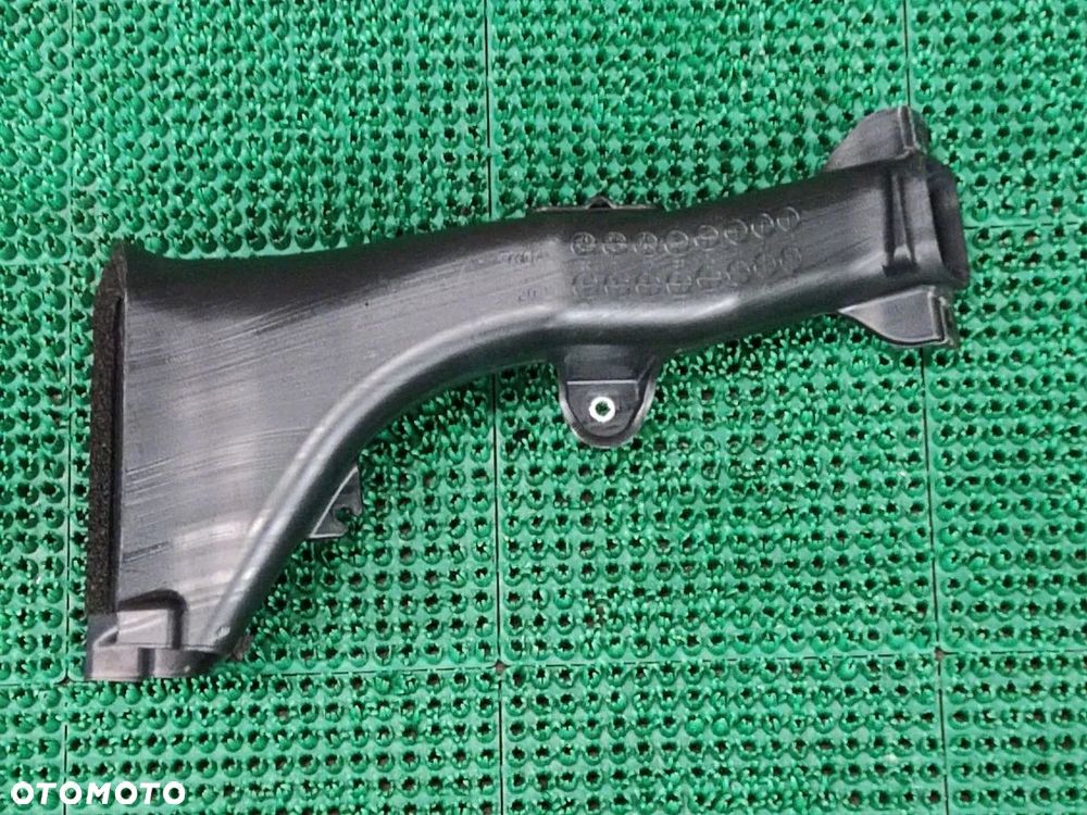 TOYOTA YARIS GR 1.6i 261 KM 20-24r Kierownica Powietrza Dolot Prawy - 3