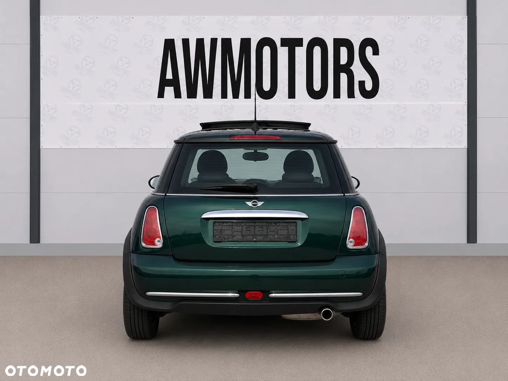 MINI COOPER 2005 *SAMOCHÓD NA CZĘŚCI* 875 N BRITISH RACING GREEN (895) MASKA, LAMPA, DRZWI, LUSTERKO, ZDERZAK, GRILL, BŁOTNIK, KLAPA, BELKA, DESKA, FOTELE, KANAPA, ĆWIARTKA KIEROWNICA, TARCZE, ZACISKI, ZAWIESZENIE, KOMPLETNY PRZÓD, KOMPLETNY TYŁ, LICZNIK, ZEGARY, PRAWE LEWE PRZÓD TYŁ - 2