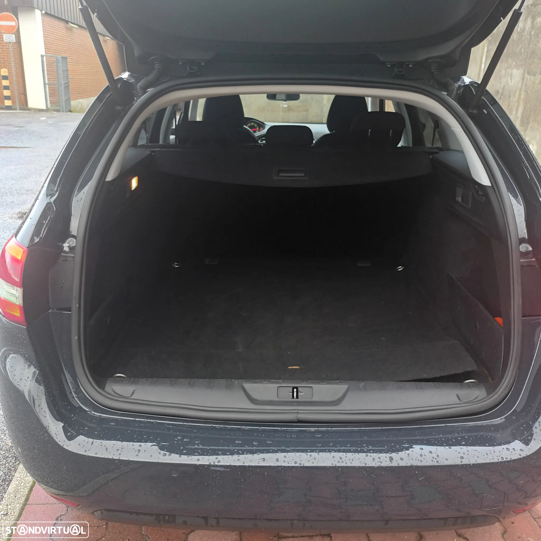 Peugeot 308 SW 1.5 BlueHDi Active J17 - 11