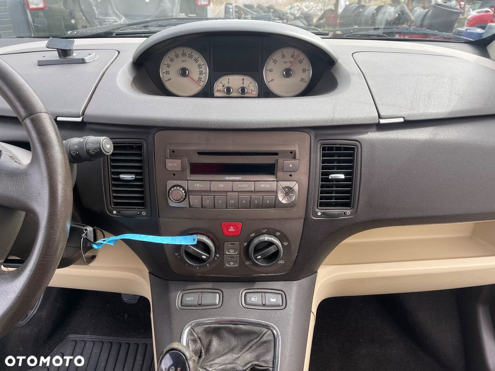 Lancia Musa 1.4 8V Platino - 10