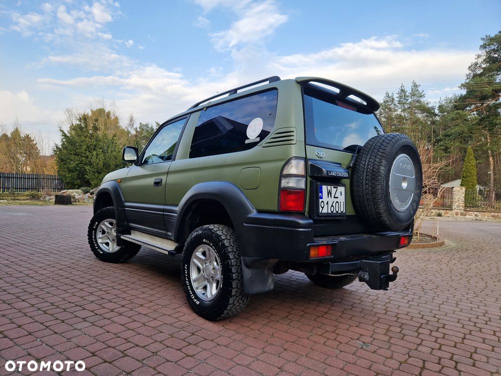 Toyota Land Cruiser - 24