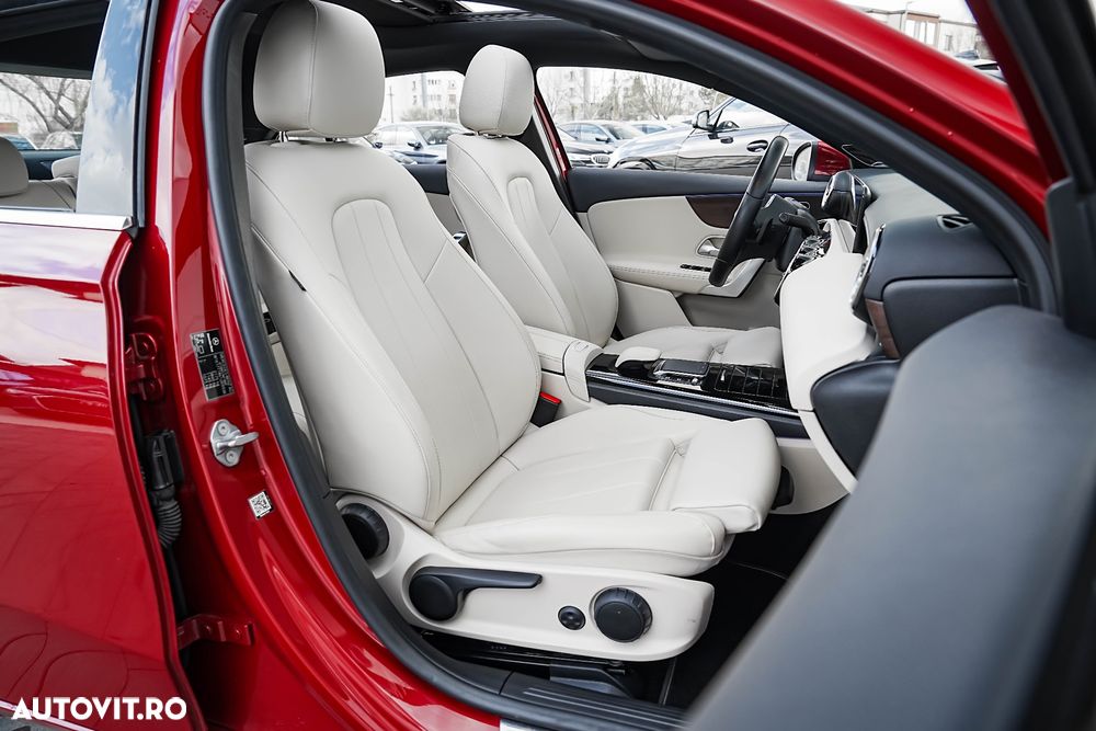 Mercedes-Benz A 250 e Sedan 8G-DCT Edition 2021 - 13