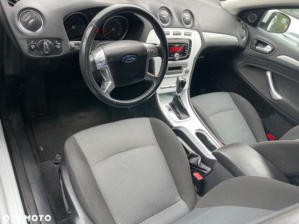 Ford Mondeo - 14
