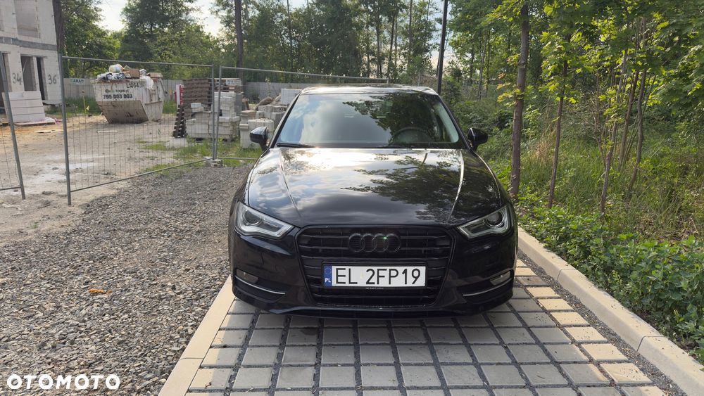Audi A3 Sportback 1.6 TDI ultra Attraction - 4