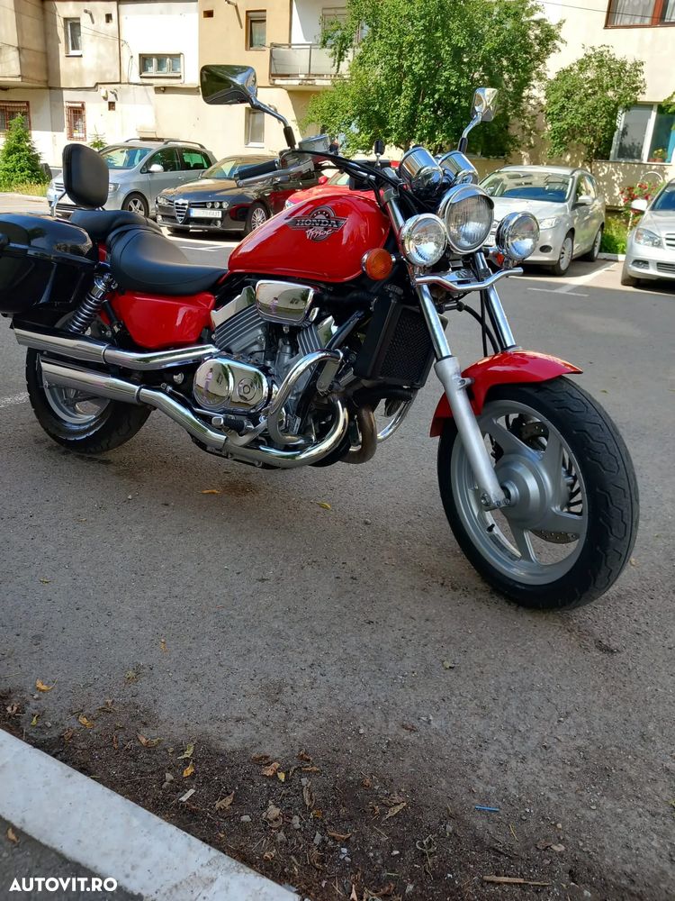 Honda VF 750C Magna - 14