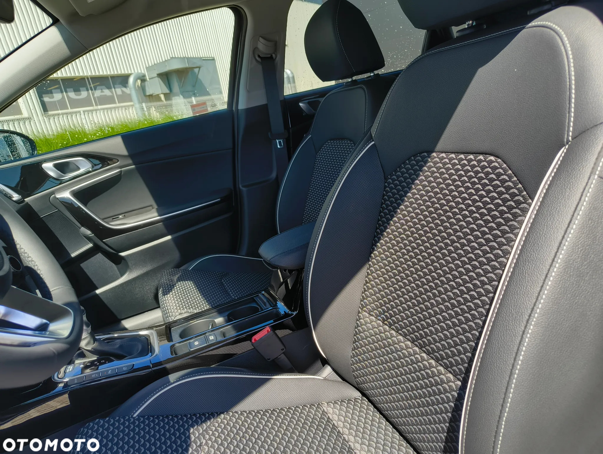 Kia Ceed 1.5 T-GDI Tribute DCT - 10