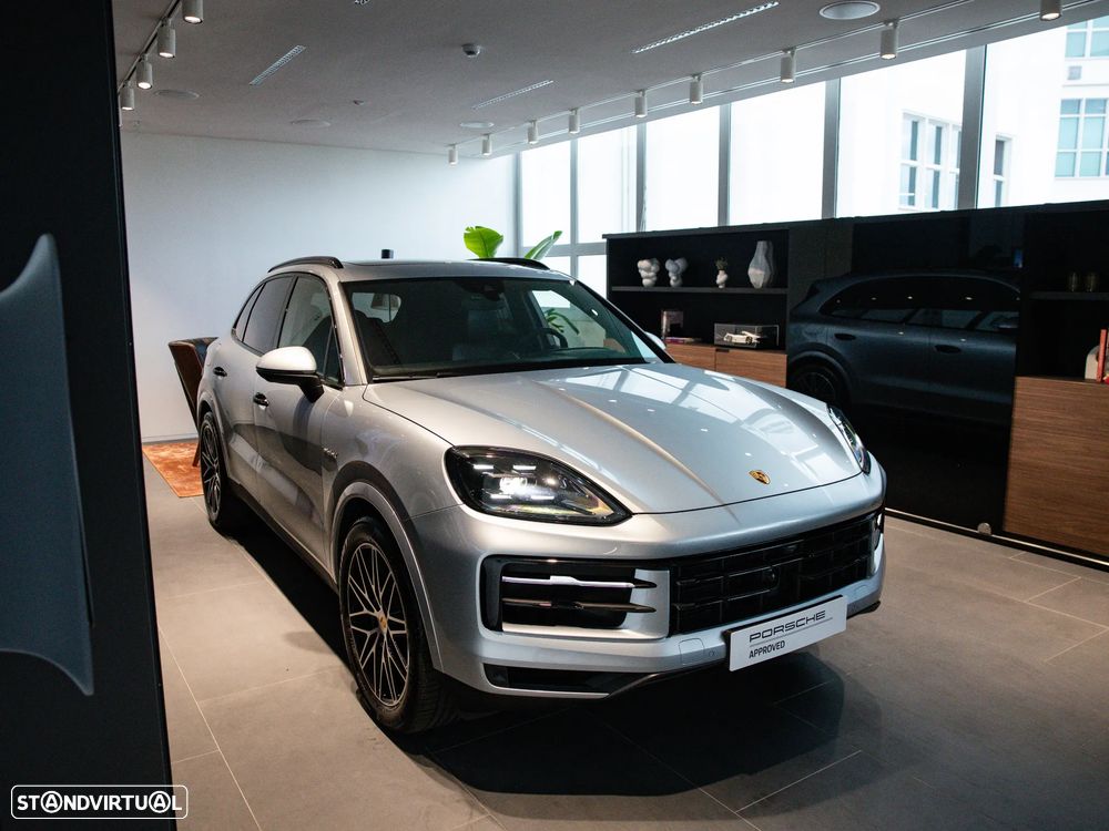 Porsche Cayenne E-Hybrid — fotografia 3