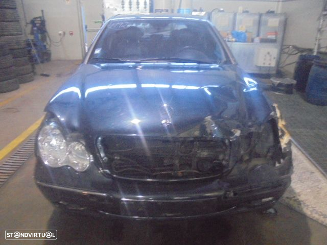 Carro MOT: OM 611 962 CXVEL: 7226990 MERCEDES C220 CDI 2000 2148 143CV 4P AZUL GASOLEO - 7