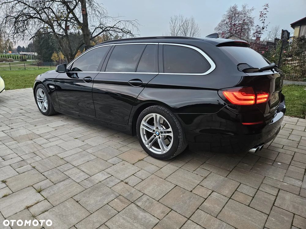 BMW Seria 5 530d Touring - 15