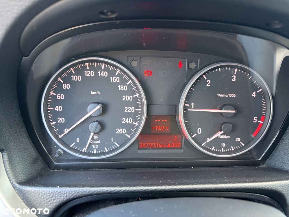 BMW Seria 3 320d - 12