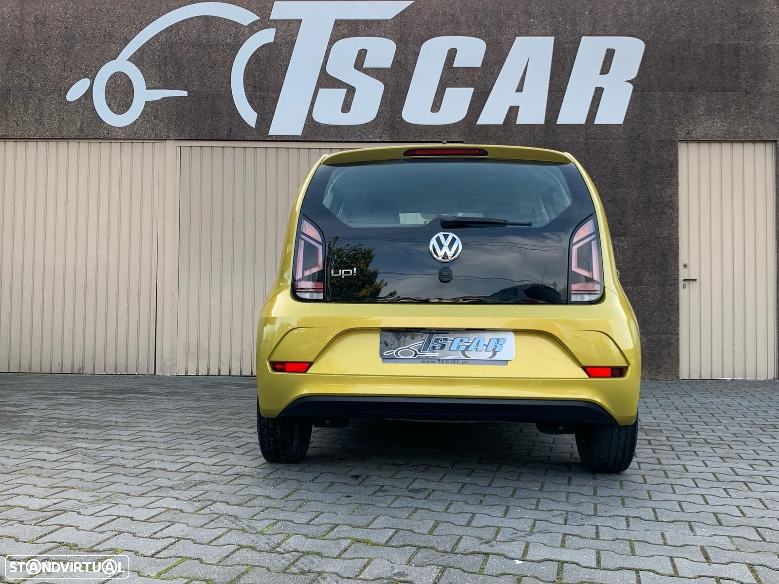 VW Up! - 7
