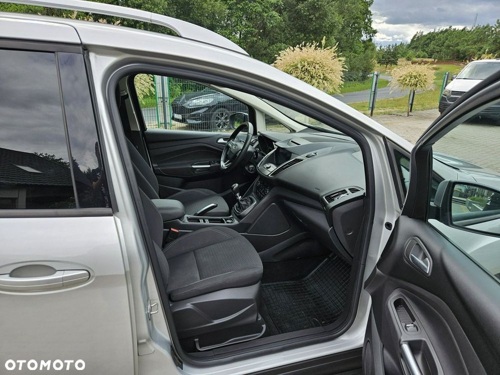 Ford Grand C-MAX - 15
