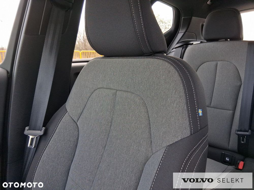 Volvo XC 40 - 18