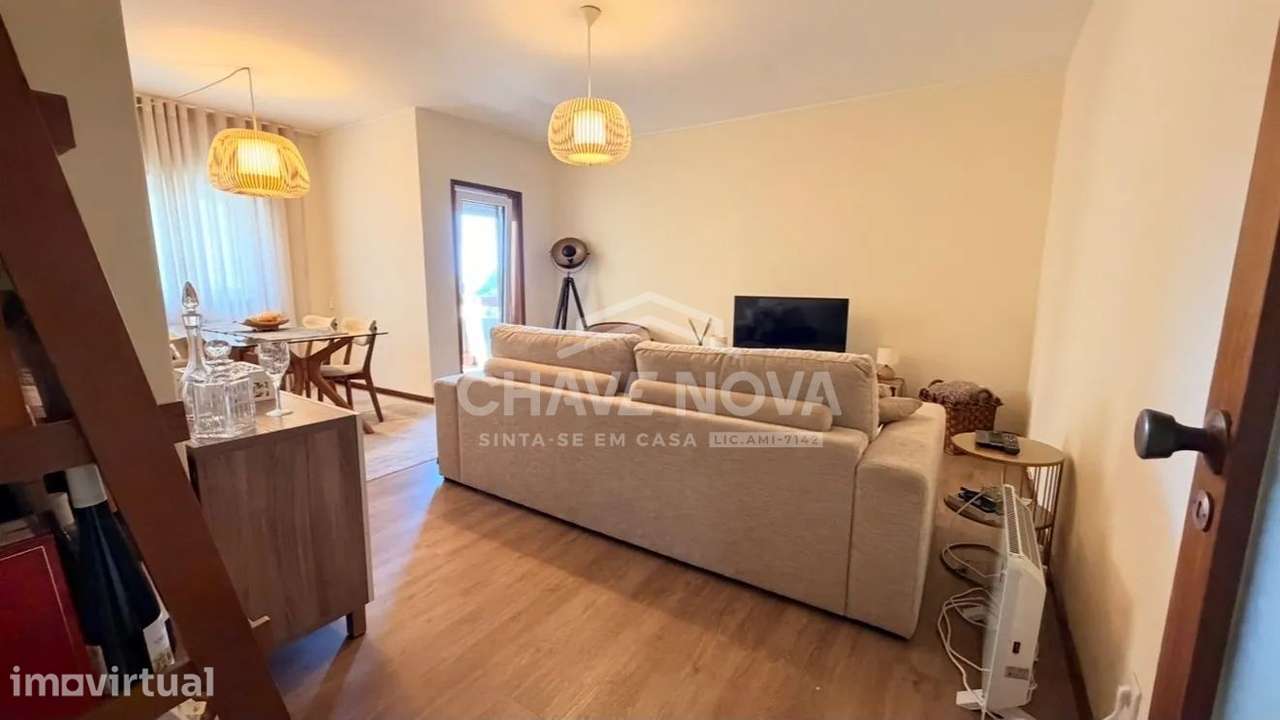 T2 Remodelado junto ao Trofa Saúde em Vila Nova de Gaia CO - Grande imagem: 2/7