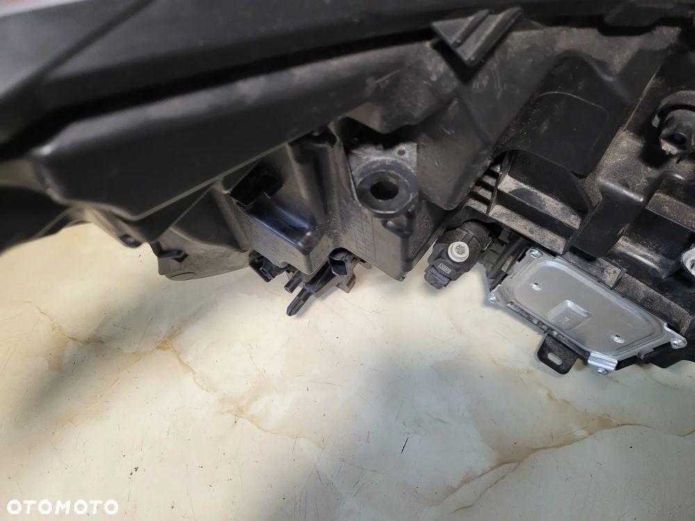 RENAULT TRAFIC PIERWSZY LIFT LED PURE VISION lewa prawa - 6
