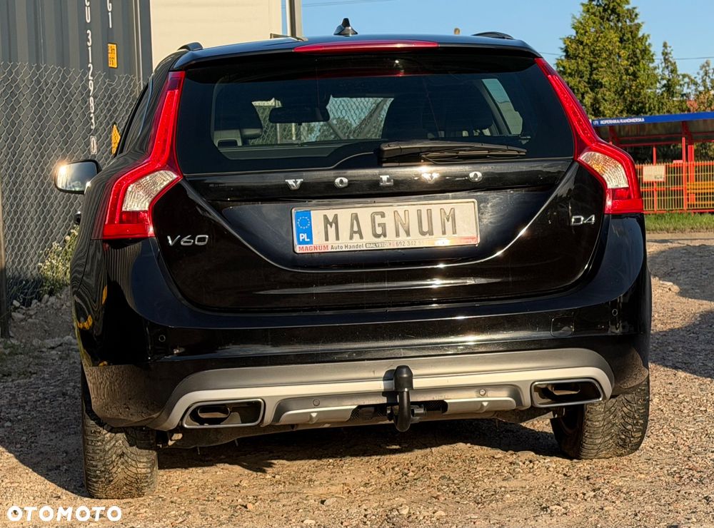 Volvo V60 D4 Drive-E Momentum - 28