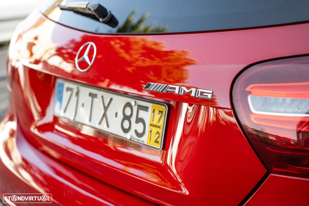 Mercedes-Benz A 200 d AMG Line - 13