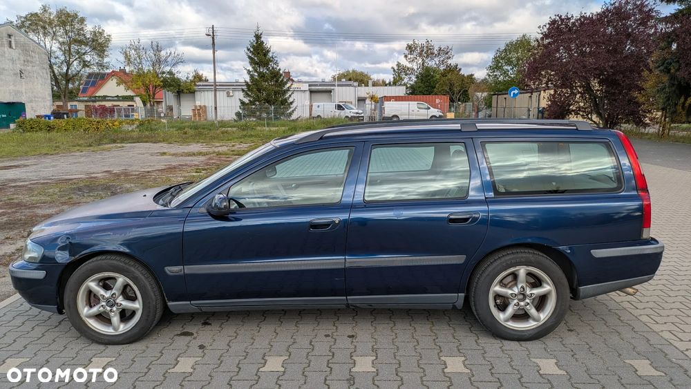 Volvo V70 2.5TDI - 6