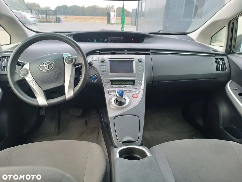 Toyota Prius - 9