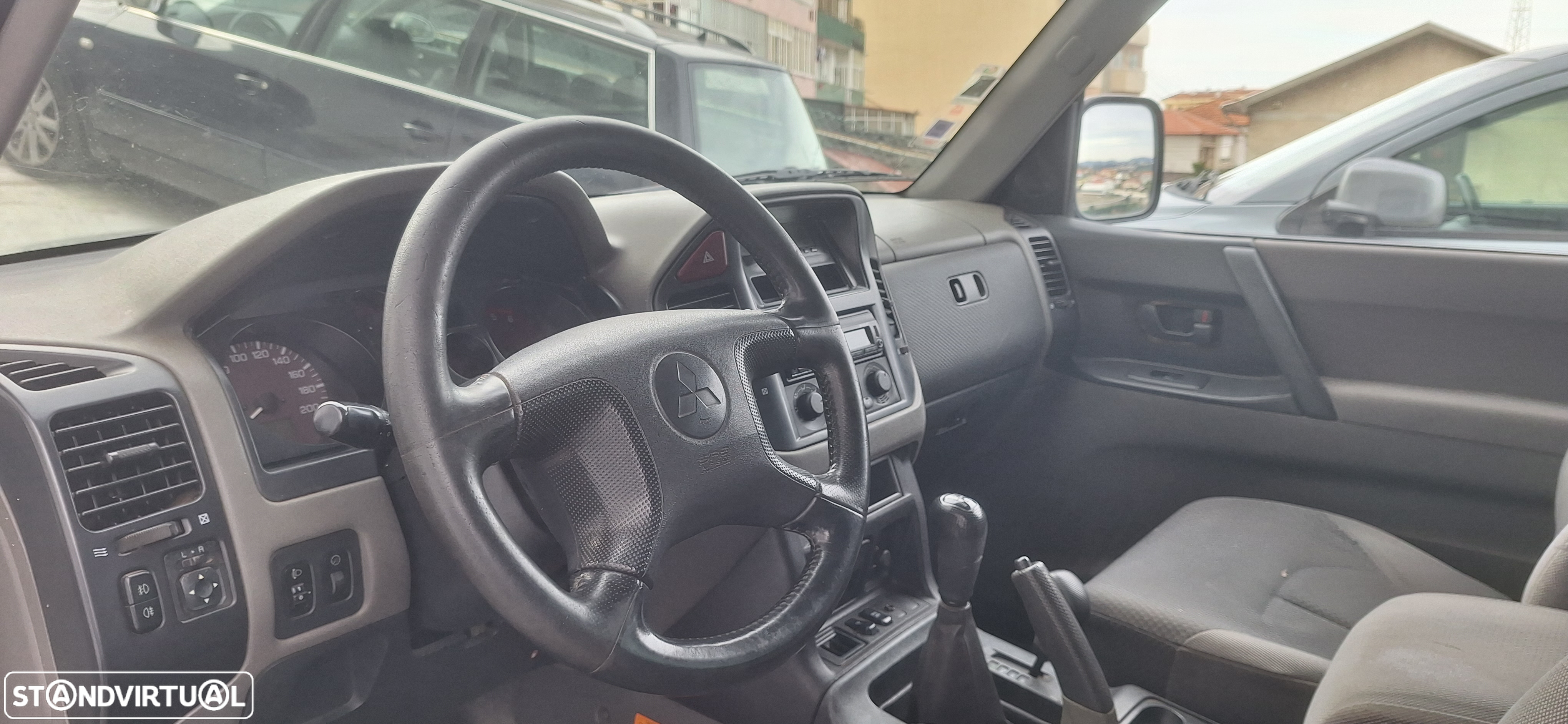 Mitsubishi Pajero 3.2 DI-D GLS - 10