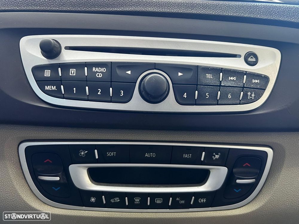 Renault Scénic 1.5 dCi Dynamique S - 31