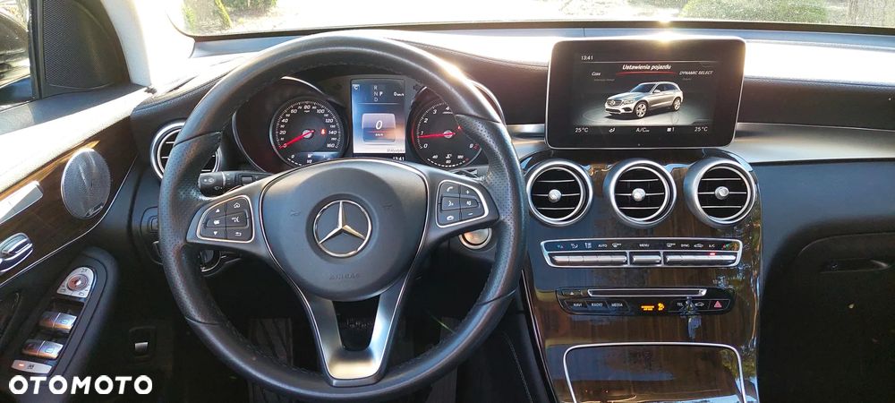 Mercedes-Benz GLC 300 4Matic 9G-TRONIC AMG Line - 9