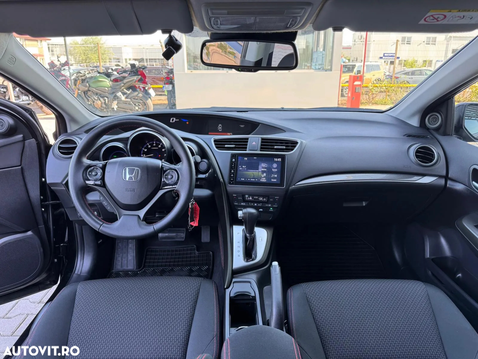 Honda Civic Tourer 1.8 i-VTEC AT Lifestyle - 14