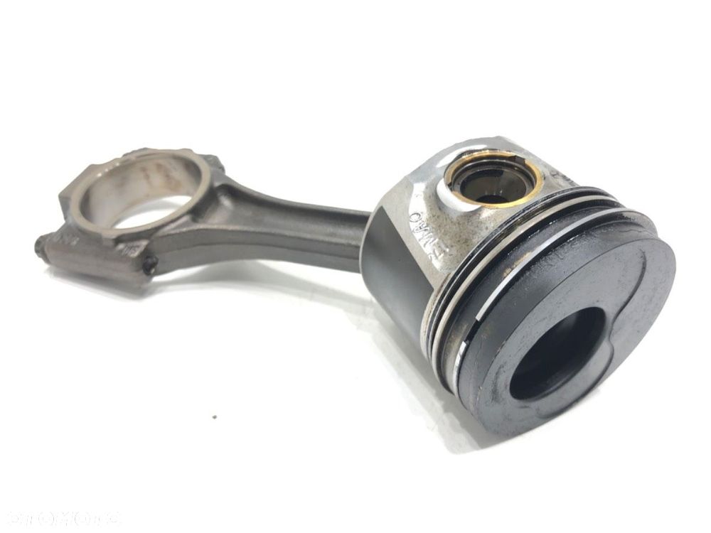 TŁOK Z KORBOWODEM  SKODA OCTAVIA II (1Z3) 2004 - 2013 1.9 TDI 77 kW [105 KM] olej napędowy 2004 - - 1