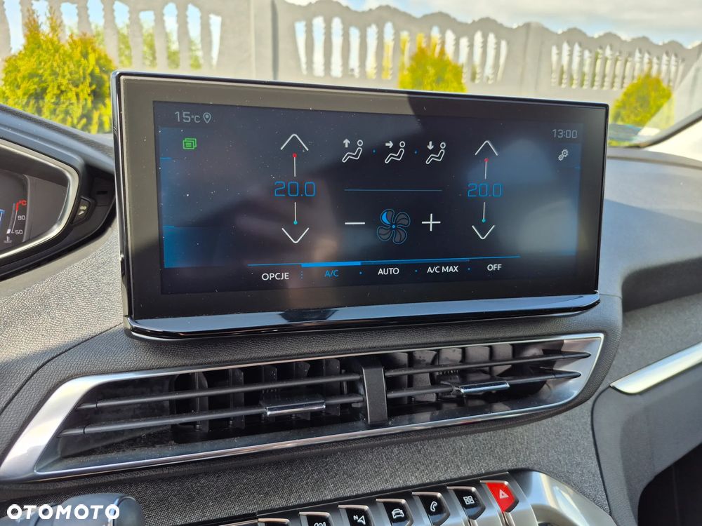 Peugeot 3008 1.2 PureTech Allure S&S EAT8 - 9