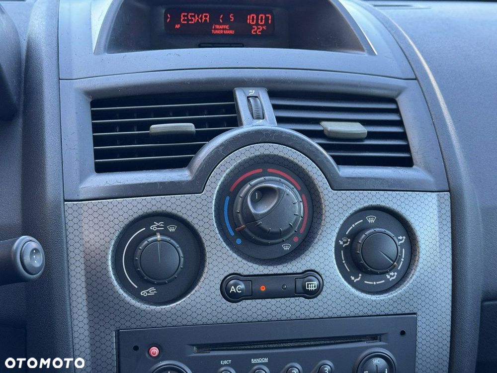 Renault Megane - 25
