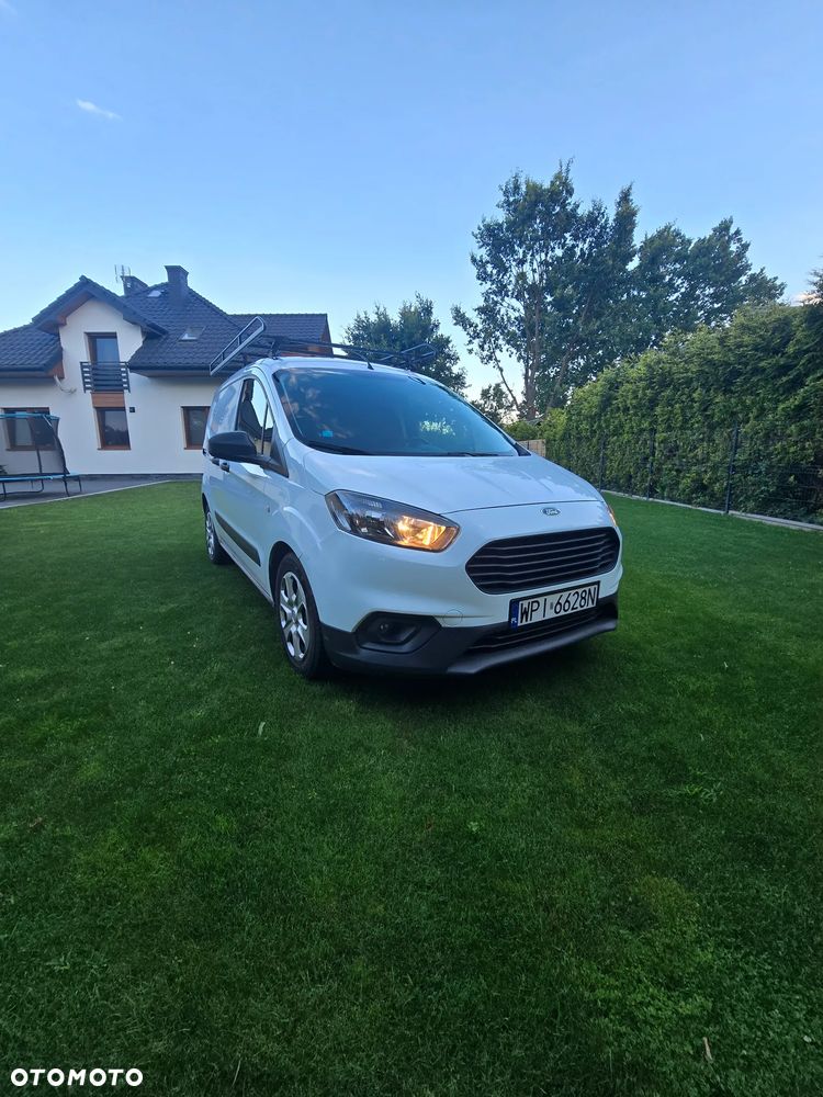 Ford Transit courier - 1