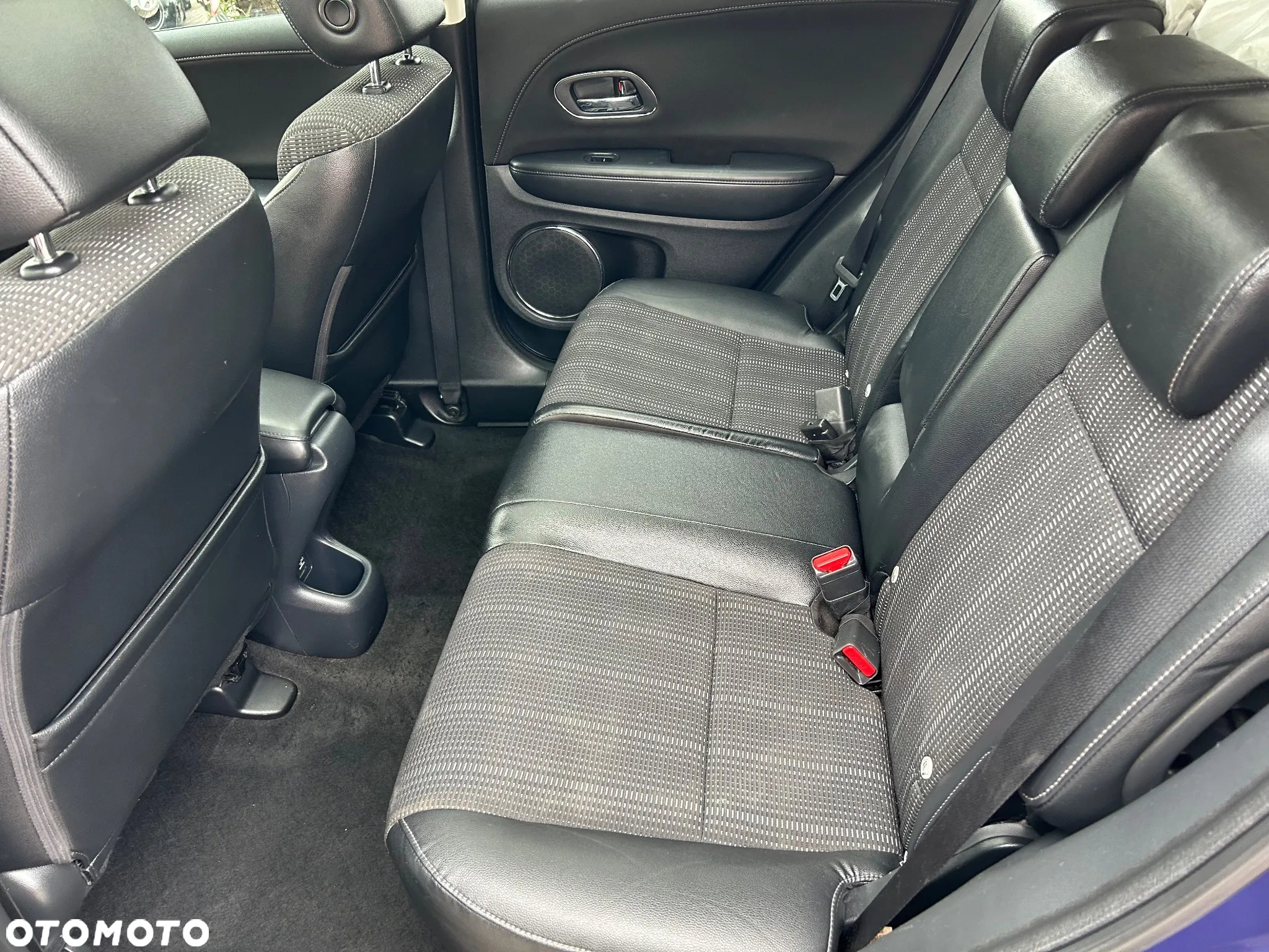 Honda HR-V 1.5 i-VTEC CVT Executive - 22
