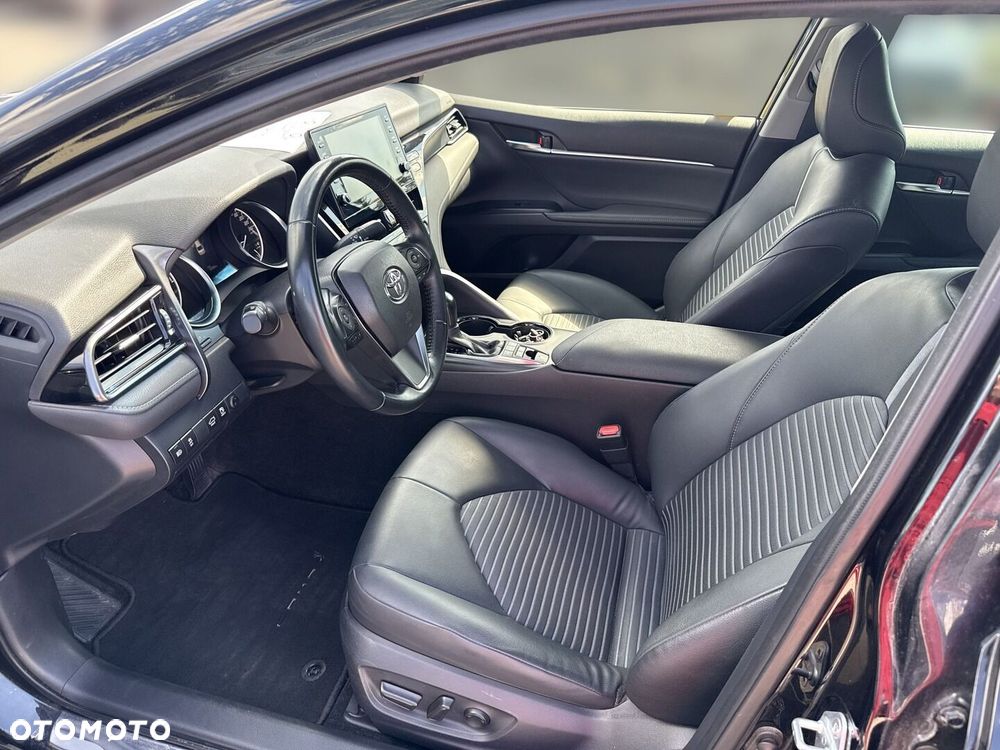 Toyota Camry 2.5 Hybrid Prestige CVT - 11