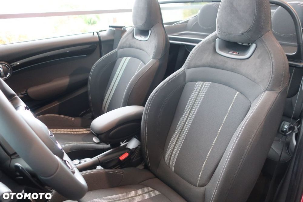 MINI John Cooper Works - 7