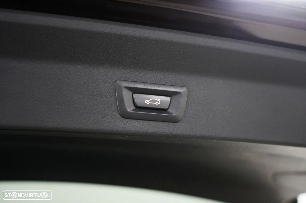 BMW X3 18 d sDrive Auto - 24