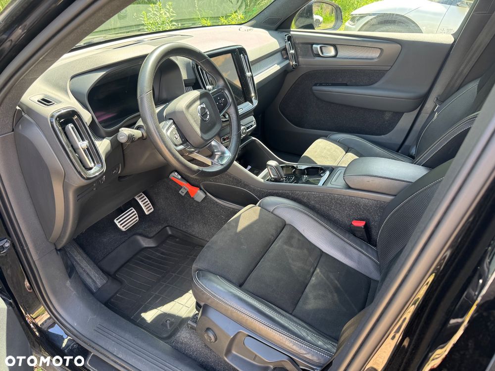 Volvo XC 40 82kWh P8 Recharge AWD Plus - 28