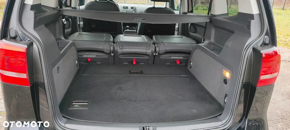 Volkswagen Touran 1.6 TDI DPF Trendline - 24