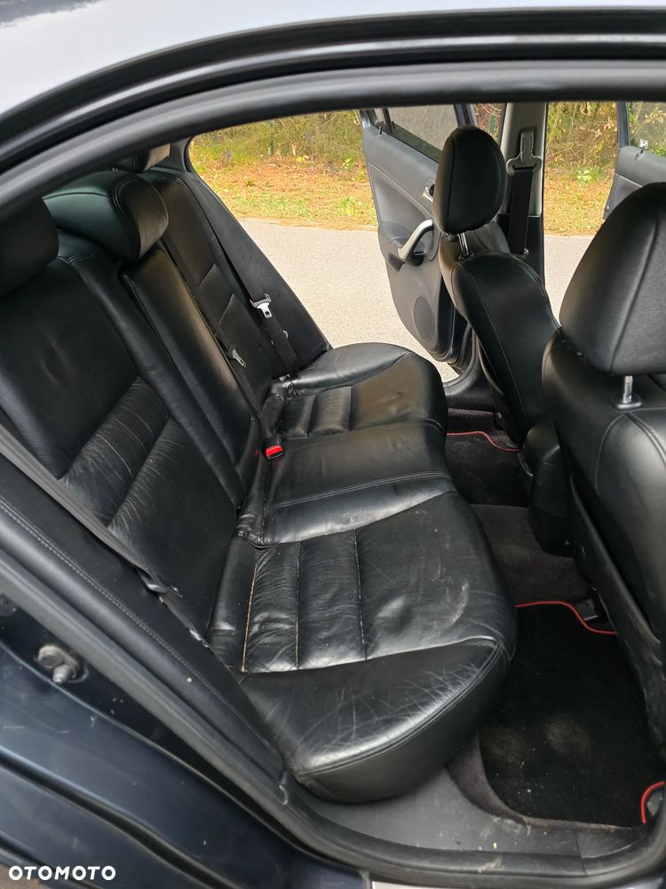 Honda Accord 2.4 Executive - 23