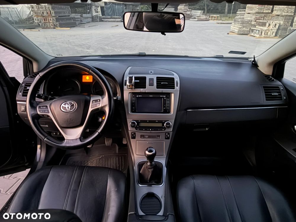 Toyota Avensis 2.0 D-4D Sol - 15