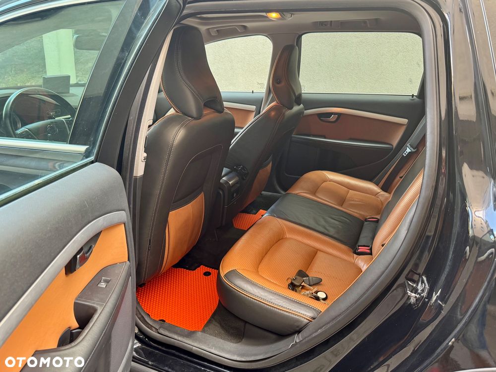 Volvo XC 70 - 21