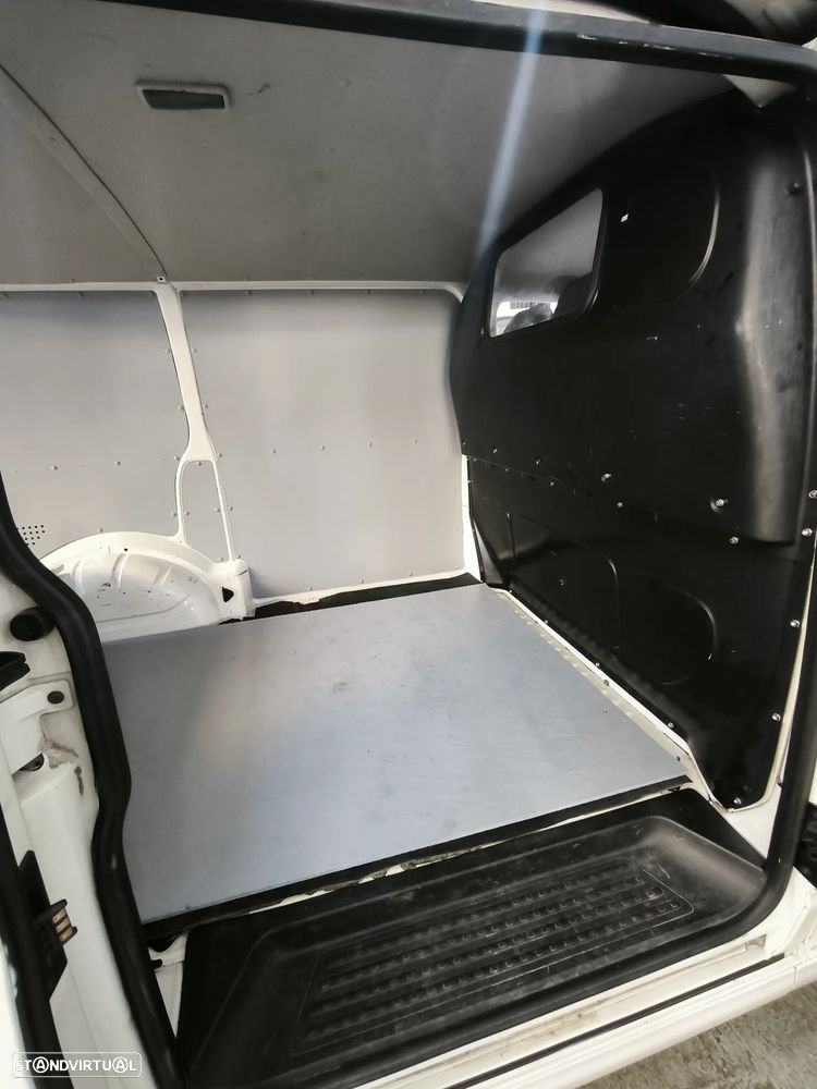 VW Transporter - 9