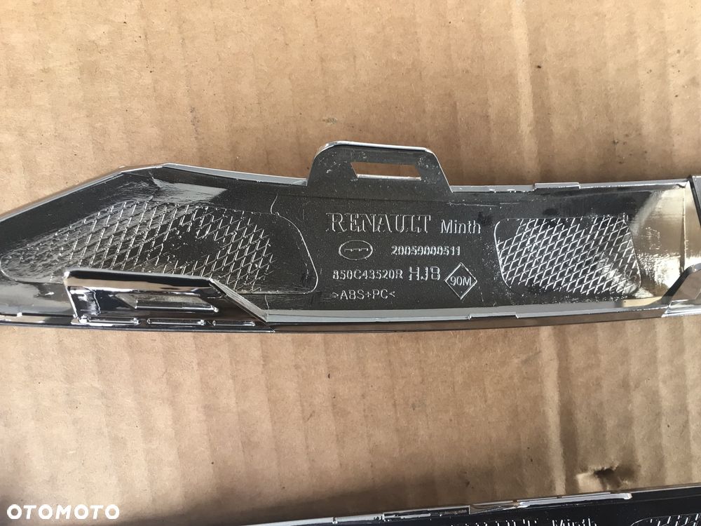 Chrom lewy prawy Zderzaka tył Renault Captur ll 2 nowe - 3