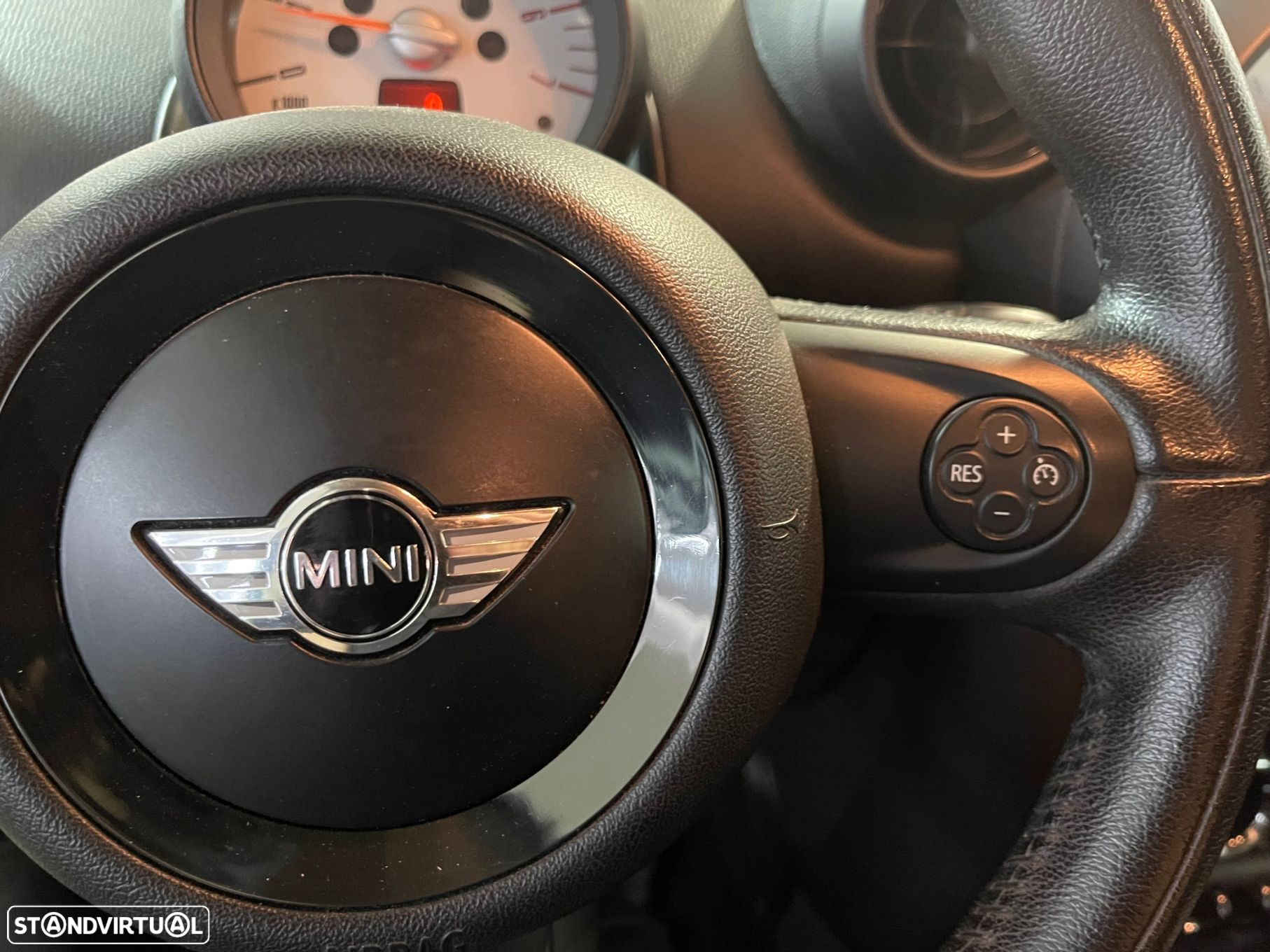 MINI Countryman One D - 16