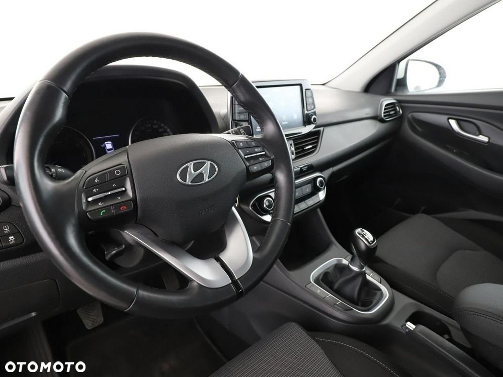 Hyundai i30 1.4 Pure - 15