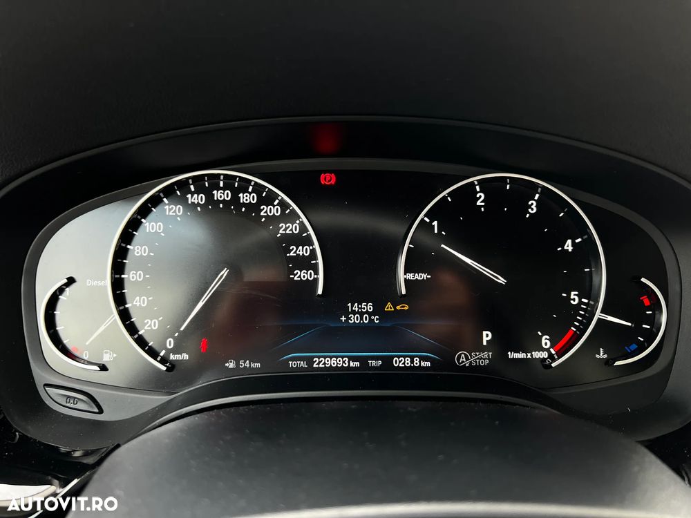 BMW Seria 5 520d AT - 8