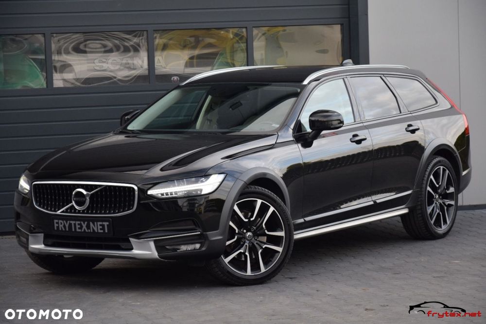 Volvo V90 Cross Country - 9