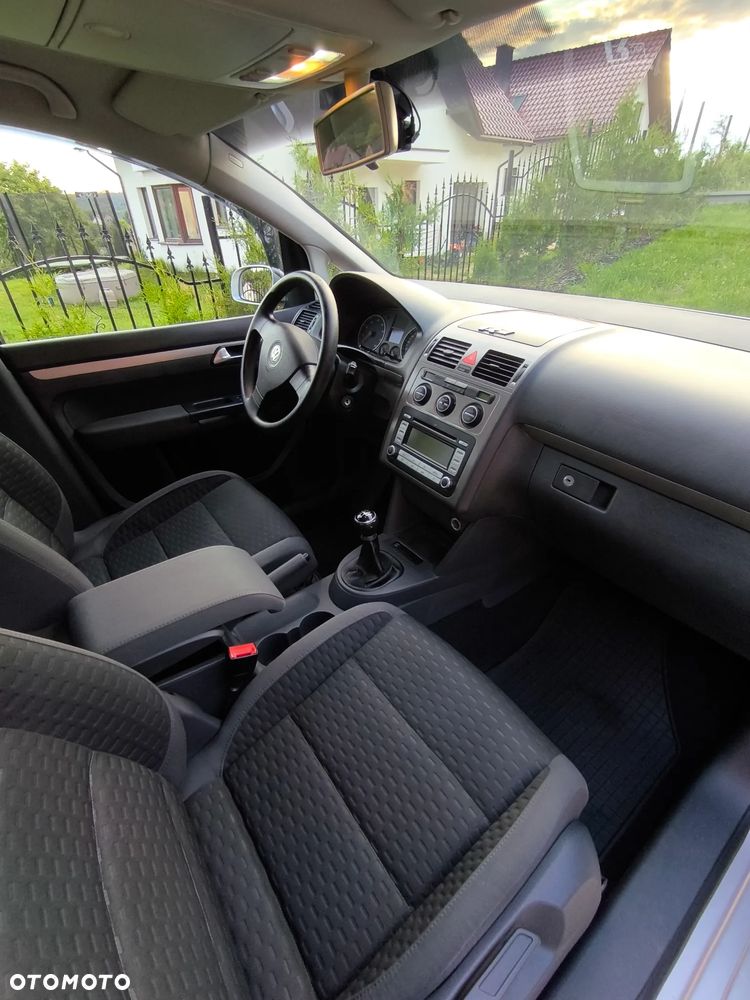 Volkswagen Touran 1.6 United - 19