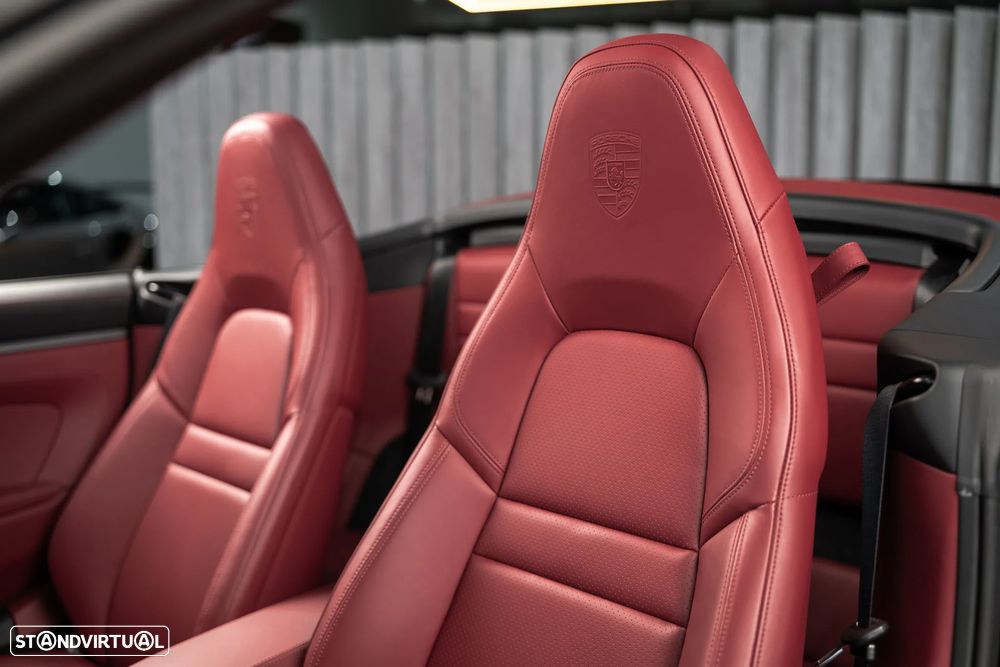 Porsche 911 (992) Carrera Cabriolet PDK - 17